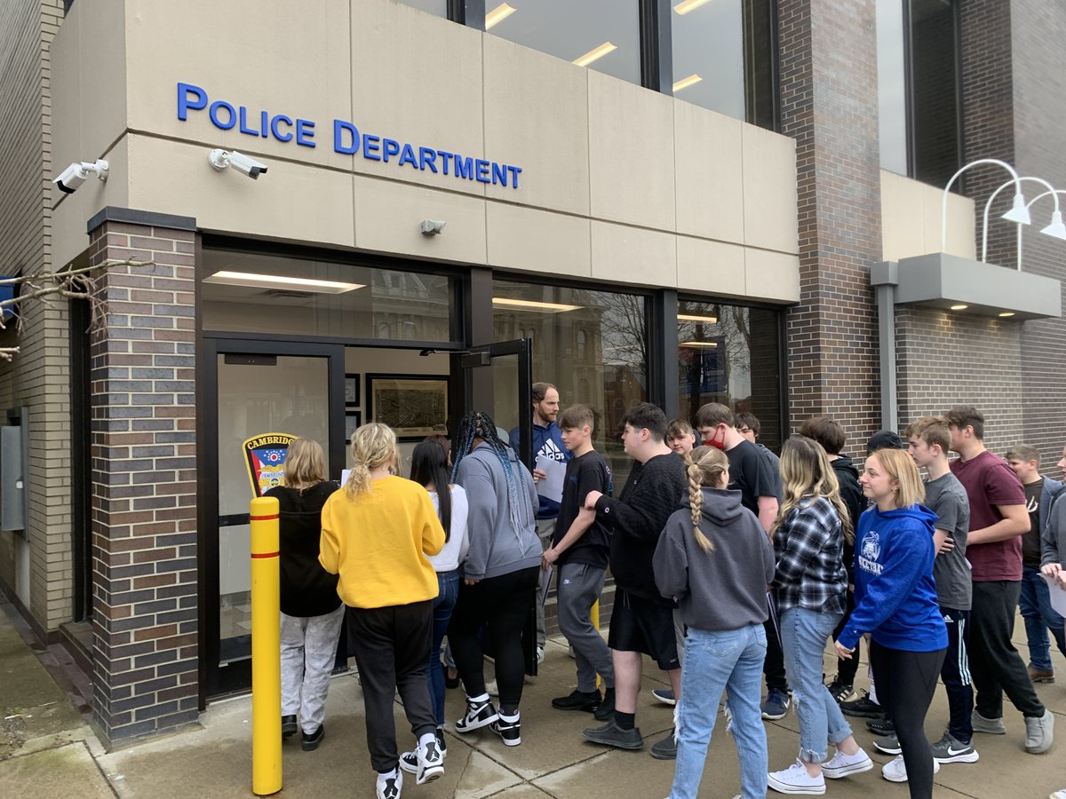 cms_mediatech's tweet photo. Thank you to Captain Dave Peoples and the Cambridge Police Department for hosting our combined group of Cambridge &amp; Trail students interested in law enforcement careers during this year's Career Connections event sponsored by the East Central Ohio ESC. https://t.co/uGzKDITU66