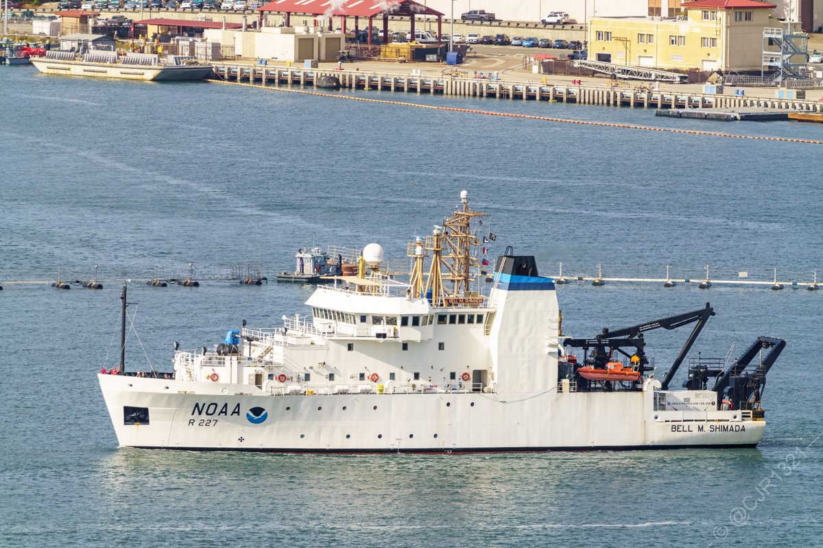 WarshipCam's tweet photo. NOAAS Bell M. Shimada (R 227) fisheries research vessel coming into San Diego - March 22, 2022 #r227 #noaasbellmshimada
SRC: TW-@cjr1321 https://t.co/bmjOEyWGLH