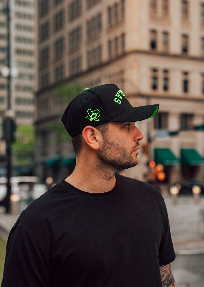 Stars collab drops tomorrow 10AM at PNC plaza <a href="/AACenter/">American Airlines Center</a> 🚨🏒