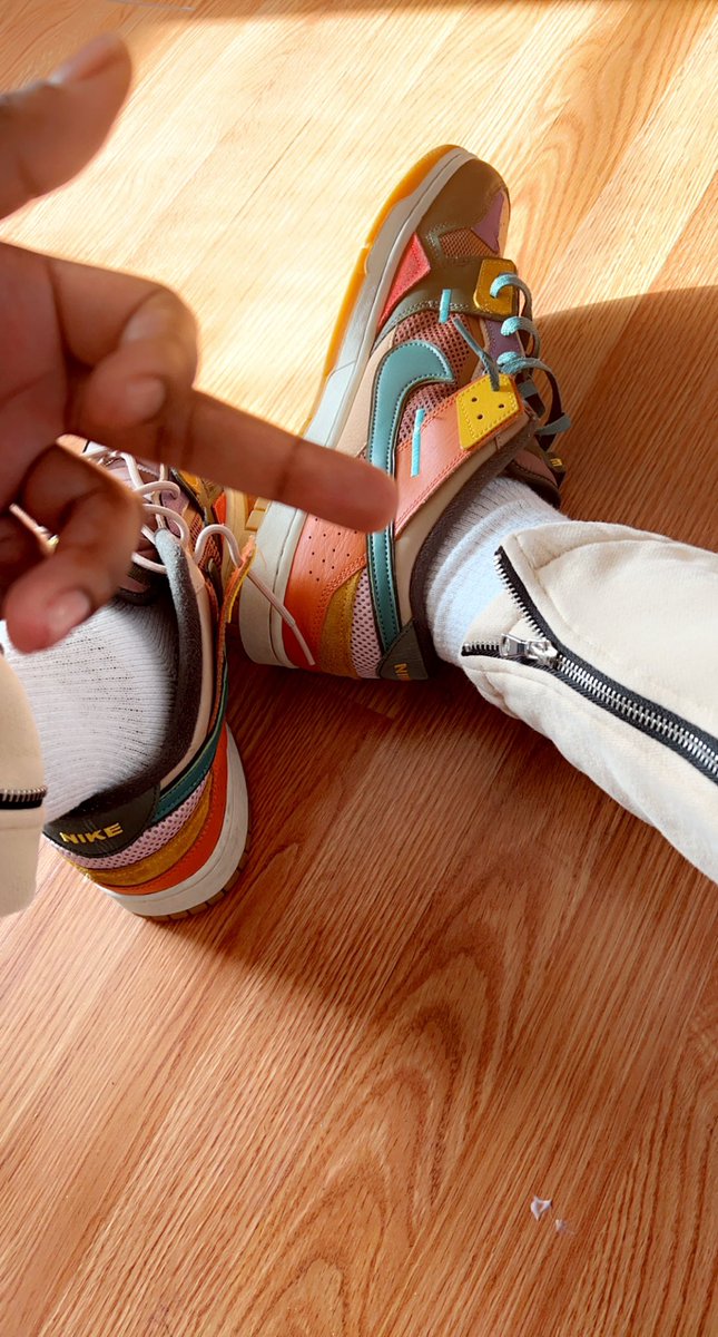 M.E.L.F. (@liveslowdyefast) on Twitter photo 