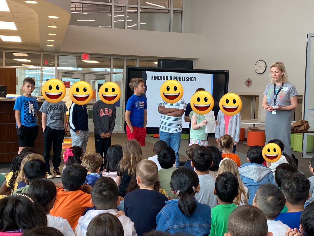 Rebecca van Es tweet media