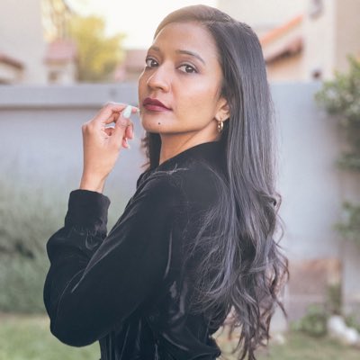 DeshneePSA's tweet photo. Hi 👋 welcome to my page! 🐦
Follow along for Beauty, Lifestyle &amp; Food &amp; Travel content. #contentcreator #newtotwitter #beautycontent #lifestylecontent #foodcontent #southafrica https://t.co/BG8iTalkRC