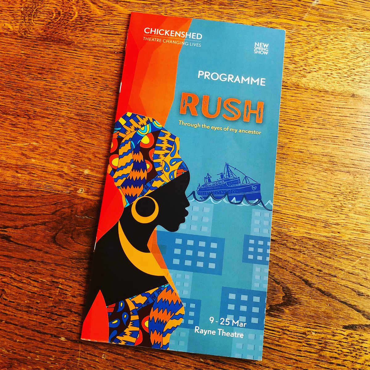 ssmithactor's tweet photo. Saw #Rush at @CHICKENSHED_UK on Sat. Itโs taken me a while to process but it may just be the best show Iโve ever seen. Ticked all the boxes for me. Left me thinking โTHAT is exactly what great theatre is all aboutโ
CONGRATS all involved + break legs for your final shows ๐๐๐ https://t.co/TcwNrZtUrD