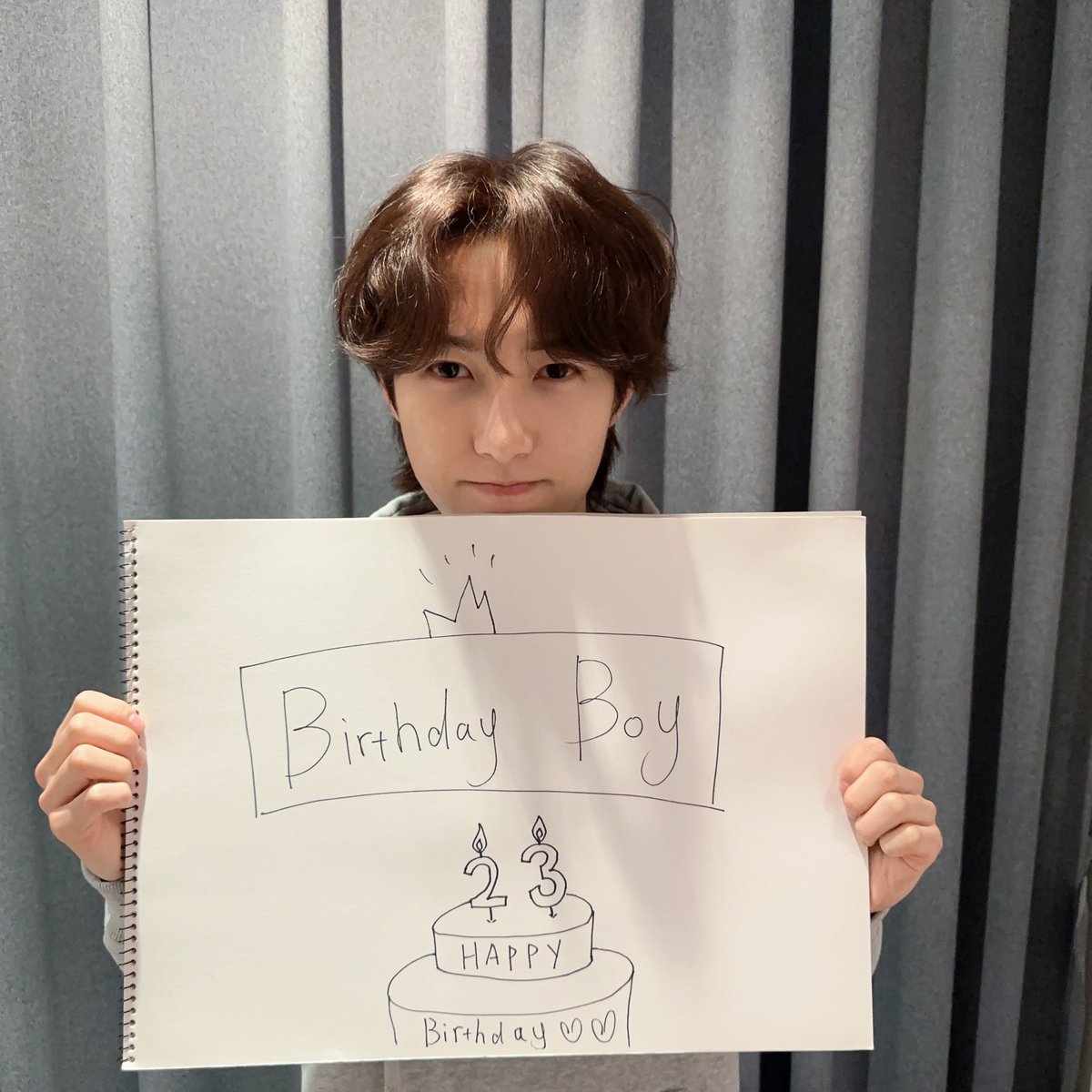liltauries's tweet photo. Kayak anak tk pas pelajaran menggambar🥹🥹🥹🥹🥹🥹🥹🥹🥹🥹 gemes aduh my cupcake🥲💓 https://t.co/ZYlUUNtRnP