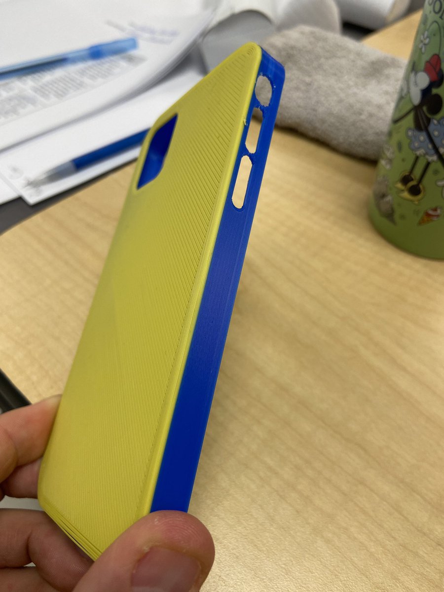 HarrisfieldGr8's tweet photo. Now that we have the designing part down, it was time to experiment with printing in two different colours. The phone case took a couple runs, which made the keychain easier to figure out. https://t.co/Rnhufs37bK