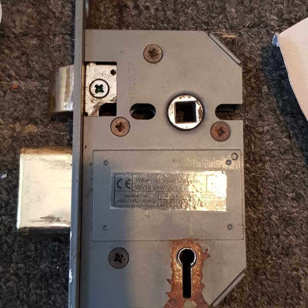 Champion Lady Locksmith tweet media