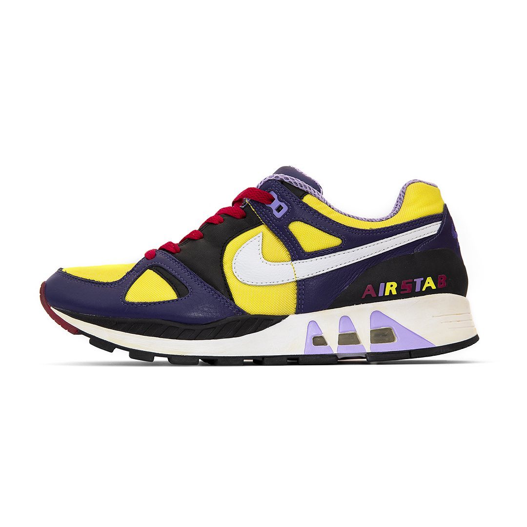 sizeofficial's tweet photo. We're throwing it back to '06’s 'Clerks' pack. Our Brighton, Carnaby &amp; Manchester staff were given the chance to rework #NikeSportswear's Air Max 90, Air Stab &amp; BW. Let us know your top pick out of the three👇

Head to the #NikeHub to find out more > https://t.co/PtYP0hZIoe https://t.co/ZdDKnkocgg