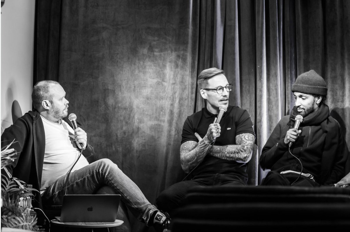 Har spilt inn en live podcast med Erlend Osnes, Ole Soo og Jonis Josef. Sjekk det ut her!
<a href="/olesoo/">ole soo</a> <a href="/ErlendOsnes/">Erlend Uleberg Osnes</a> @jonisjosef

patreon.com/posts/skamfrel…