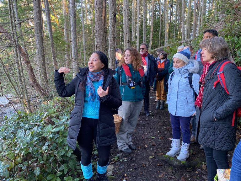 natureforall's tweet photo. 🛥🦦 New blog! For #WorldWaterDay let's look back at some post @IMPAC5Canada reflections. A group of people attending #IMPAC5 explored the @GulfIslandsNPR and learned about Indigenous leadership and traditional methods!⬇
https://t.co/EST92cgQbB 
@IUCN_WCPA @UN_Water @ParksCanada https://t.co/N1sKLtB8dr
