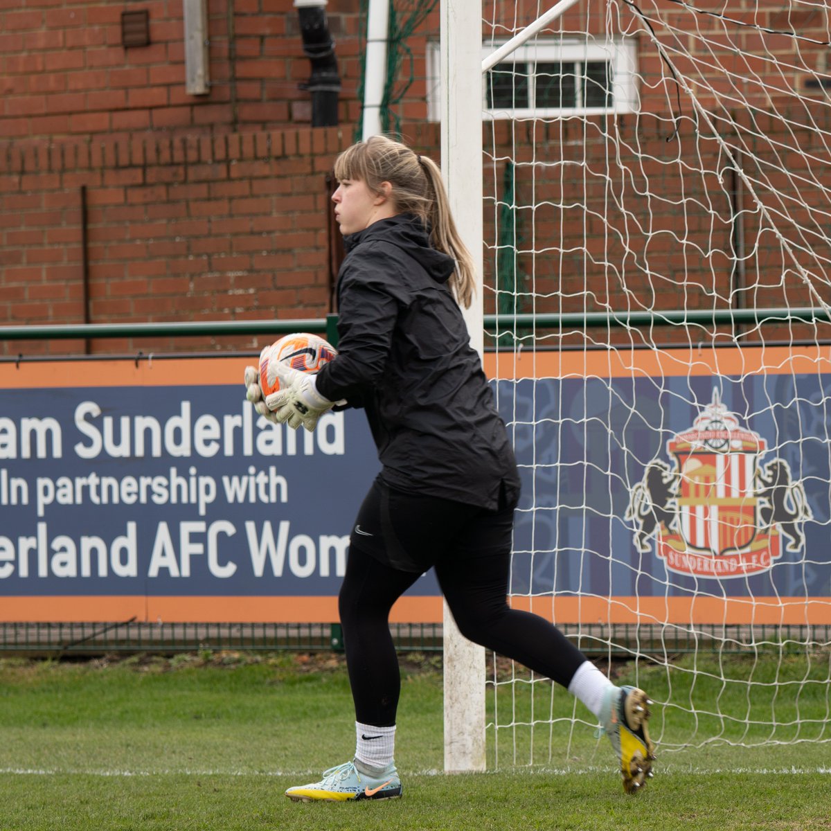 Your #BarclaysWC Player of the Week! 🤩

Fully deserved, <a href="/_claudia81/">claudia</a> 👏

#SAFCWomen
