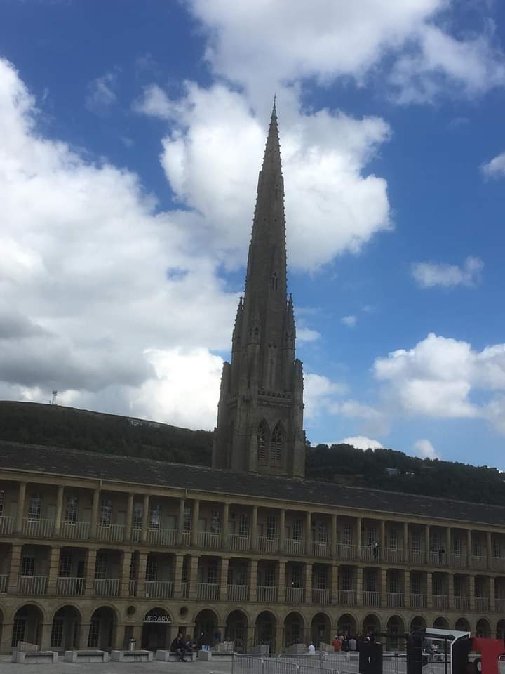 PontefractCivic's tweet photo. Our Chair, @PaulCartwright has just booked places for @civic_voice Convention in May, which will be jointly hosted with Halifax @TrustCivic & @YHACSchair at the stunning @ThePieceHall.
It's going to be two great 'Pride in Place' days; have you booked tickets? #placeshaping https://t.co/K1hPcmiFZe