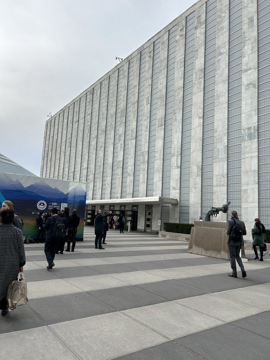 katamolnar87's tweet photo. We need to end water blindness. Attending the #UNWaterConference this week meeting business, policy, civil society leaders accelerating action&amp; collaboration to create enabling environments, and scale solutions. Commit to a bold Water Action Agenda. #nywaterweek #worldwaterday https://t.co/DDkggAHVP6