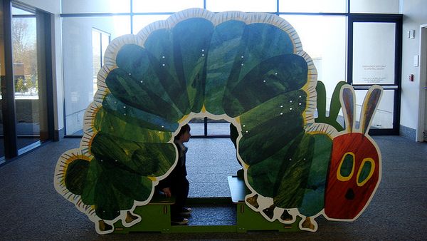 LiteracyTexas's tweet photo. The Eric Carle Museum of Picture Book Art in Amherst, Massachusetts is the only museum in America that exclusively celebrates the art of the picture book.
https://t.co/TVuAMELyNB
#BookBucketList #ReadingTakesYouPlaces https://t.co/H2A7k6ZDNI