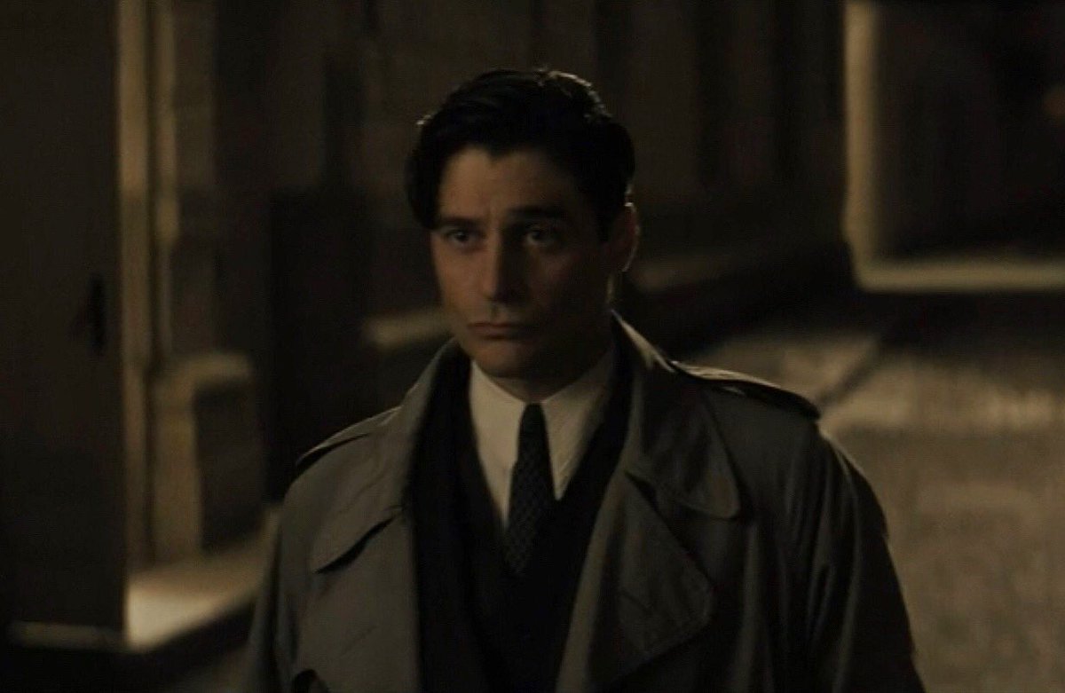 Ieri l’ultima puntata de #ilcommissarioricciardi2 è stata seguita da 3 milioni 596 mila spettatori e il 20,9 % di share 😉😍
#ilcommissarioricciardi #luigialfredoricciardi #ilfatto #linoguanciale #attore #tv #fiction  #linoguancialethebestactor #linodipendenza