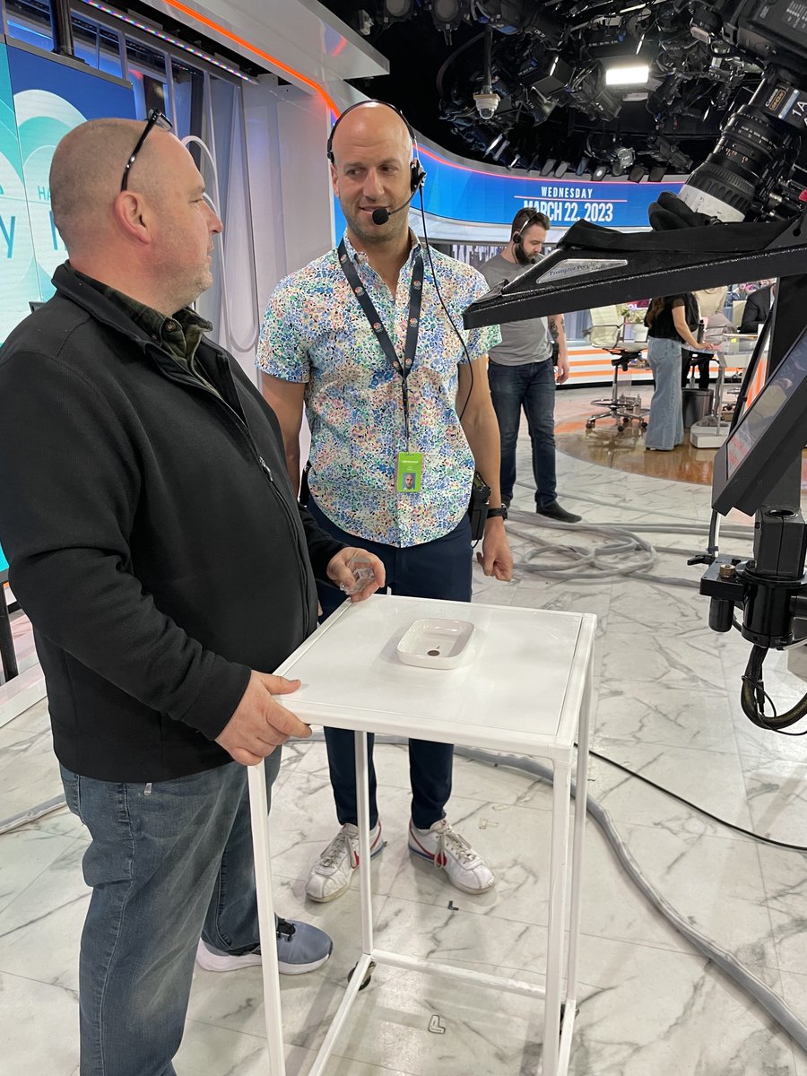 marievlilly's tweet photo. On set with the @TODAYshow showing off our superstar tick samples for a segment about tick-borne disease! @diukwasserlab https://t.co/jYzRvmkHIw