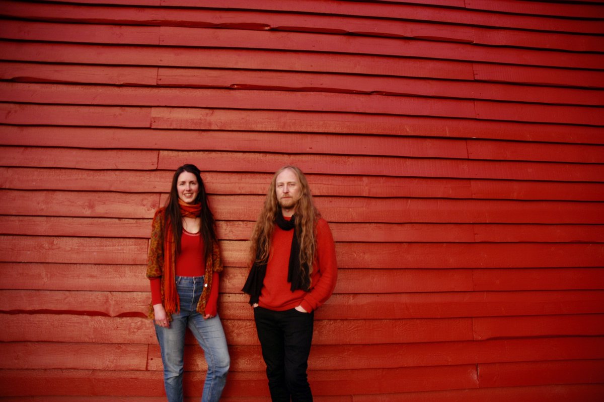 🥳Releasing a debut album with duo April Twelves 3 weeks today🎉

'Hesperidium' is a series of ambient, spacey improvs recorded in #Bergen w Ole Andre Farstad <a href="/bergenkjott/">Bergen Kjøtt</a> &amp; Wrap studio

📀Out on 12/04/23 on all streaming platforms &amp; vinyl &amp; launching live in Bergen, August 2023