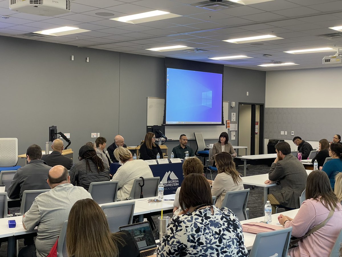 jmock2's tweet photo. This morning the @daltonchamber is hosting the NWGA Apprenticeship Summit to allow businesses and educators to learn more about developing and implementing Apprenticeship Programs in our area. Thank you @GeorgiaNTC, @georgia_mfg , @DaltonBusiness for helping to make this possible https://t.co/f4CeQtXpRE