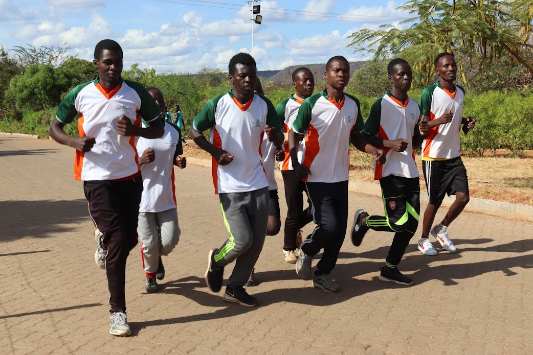 KTNNewsKE's tweet photo. Lukenya University students gearing up for the Lukenya Marathon.
Registration Ongoing ‼️
MPESA Paybill: 8088302 (A/C - Your Name)
Amount: Ksh 1000 per person

For more information contact: 
0798 711 711
marathon@lukenyauniversity.co.ke
#LUmarathon #1milliontrees #1MtreesMarathon https://t.co/YqoWZ9qMlU
