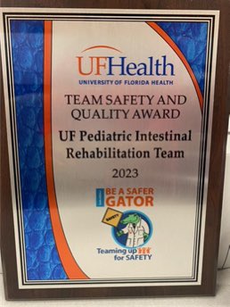 UFSurgery's tweet photo. ICYMI: Congrats to our UF Pediatric Intestinal Rehabilitation Team on their team safety & quality award for recent efforts to streamline admissions for their patients. This interdisciplinary group strives to improve care for infants & children with intestinal failure. @UFpedsurg https://t.co/Cs8m52A55M