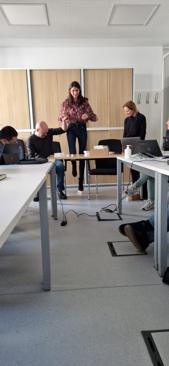 BreadCell project tweet media