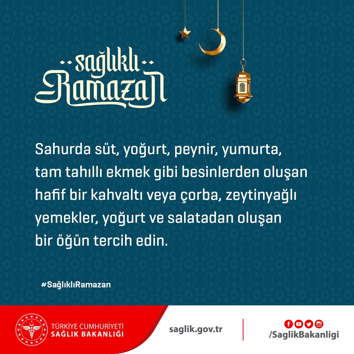 Sahurda süt, yoğurt, peynir, yumurta, tam tahıllı ekmek gibi besinlerden oluşan hafif bir kahvaltı veya çorba, zeytinyağlı yemekler, yoğurt ve salatadan oluşan bir öğün tercih edin.
#SağlıklıRamazan