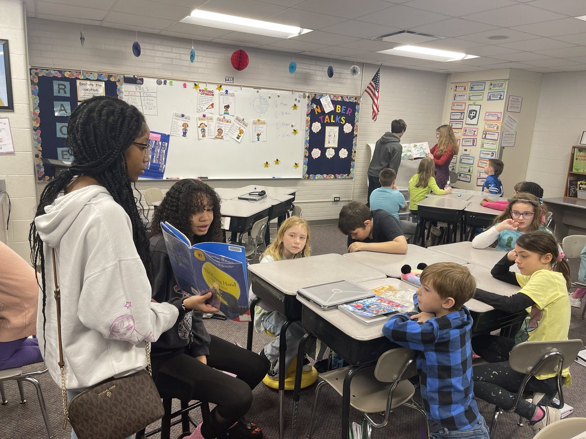 <a href="/KMSClippers/">KMSClippers</a> seventh graders came to visit <a href="/VioletAllStars/">Violet Elementary School</a> for reading month! Thank you! The students loved the stories! <a href="/myLSPS/">Lake Shore Public Schools</a> #readingmonth <a href="/abbey0323/">Abbey Gough</a>