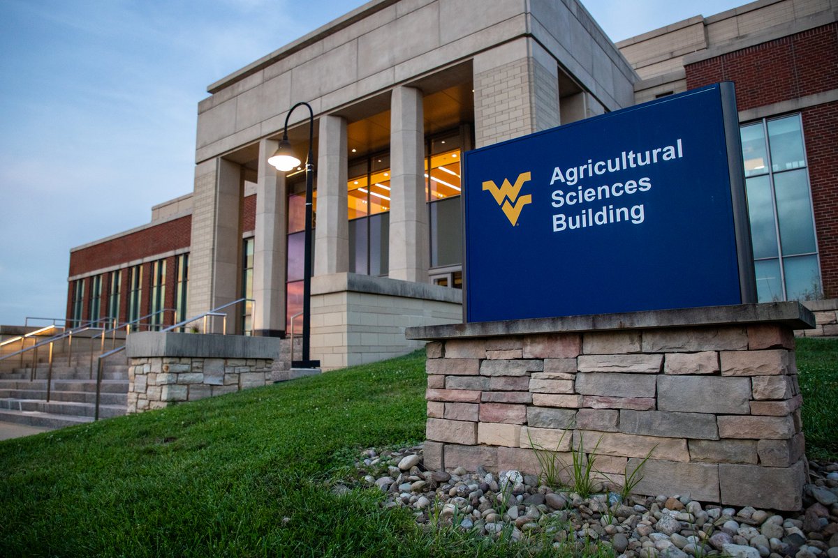 #WVUDayofGiving <a href="/wvudavis/">WVU Davis College</a> saved the best for last