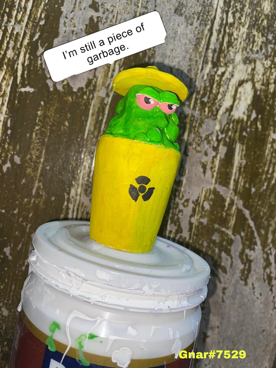 sproutsaur's tweet photo. Its always the combination of being 
T O X I C and T R A S H 🤮🫨

@garbagefriends 
@_typicalfriends 
@TypicalMT 
@DoffyNFTs 
@MotionMarkus 
🟢Gnar#7529🟢 https://t.co/eXI9k8iFjb