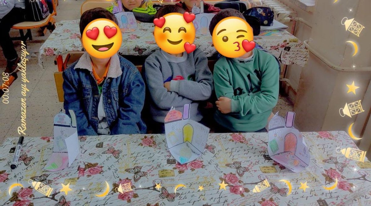 1-A sınıfı 
Ramazan gelmiş hoş gelmiş 🙏