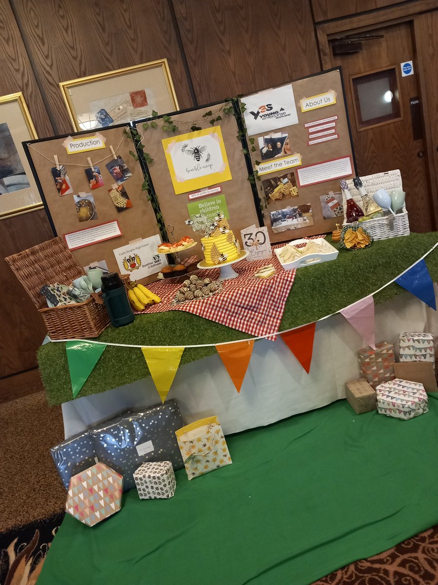 yesbumblewrap's tweet photo. Trade stand is a-go!! We are so chuffed to finally be here and set up 🫶🫶 #youngenterprisescotland #YES #YE #buzzbuzz @SweeneyBusEd @YE_Scotland https://t.co/N1EwTS7xpa