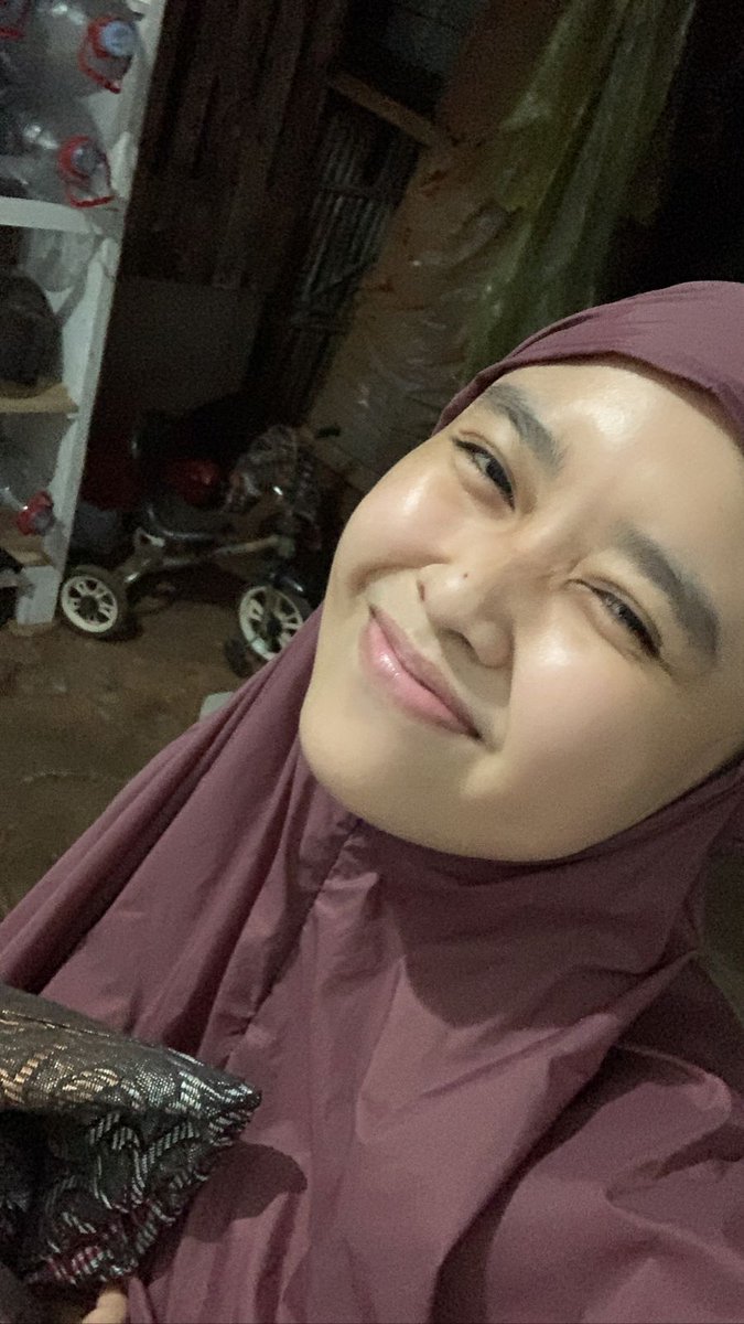 raflyaditia10's tweet photo. Bidadari surga 😍 https://t.co/gluaTbCCAD
