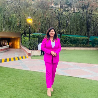 pri_kandpal's tweet image. मिले तो शुक्र , ना मिले तो सब्र .. 

#NewProfilePic 
#powersuit