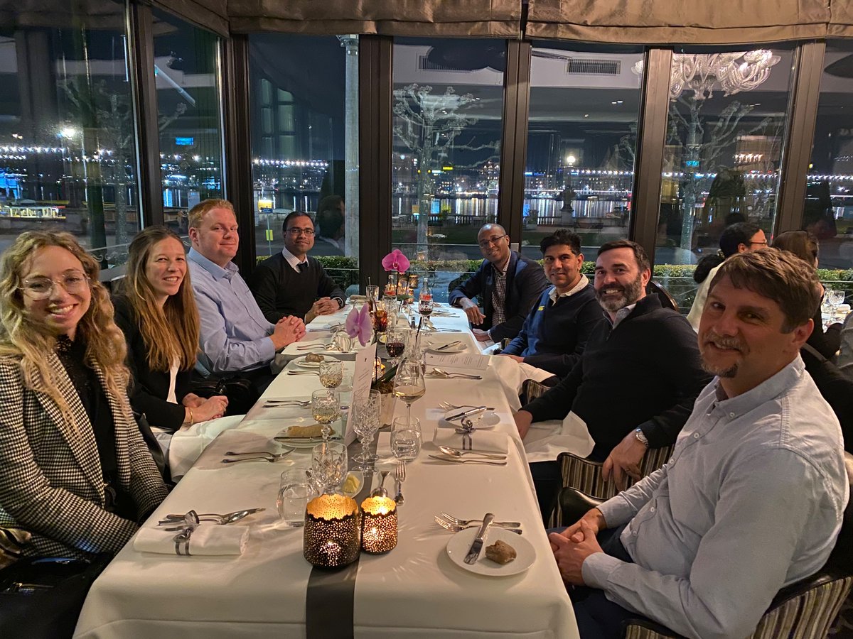 DrAdnan_Neuro's tweet photo. Excellent Anterior Lumbar Interbody Fusion (ALIF) perfused cadaver course at SpineArt ALIF Academy, Geneva, Switzerland.
Very well organised. An overall great experience! #SpineArt #HopitauxUniversitairesGeneve #ALIF #spinalsurgery #Neurosurgery #complexspine #Switzerland https://t.co/b0VDnW27ON