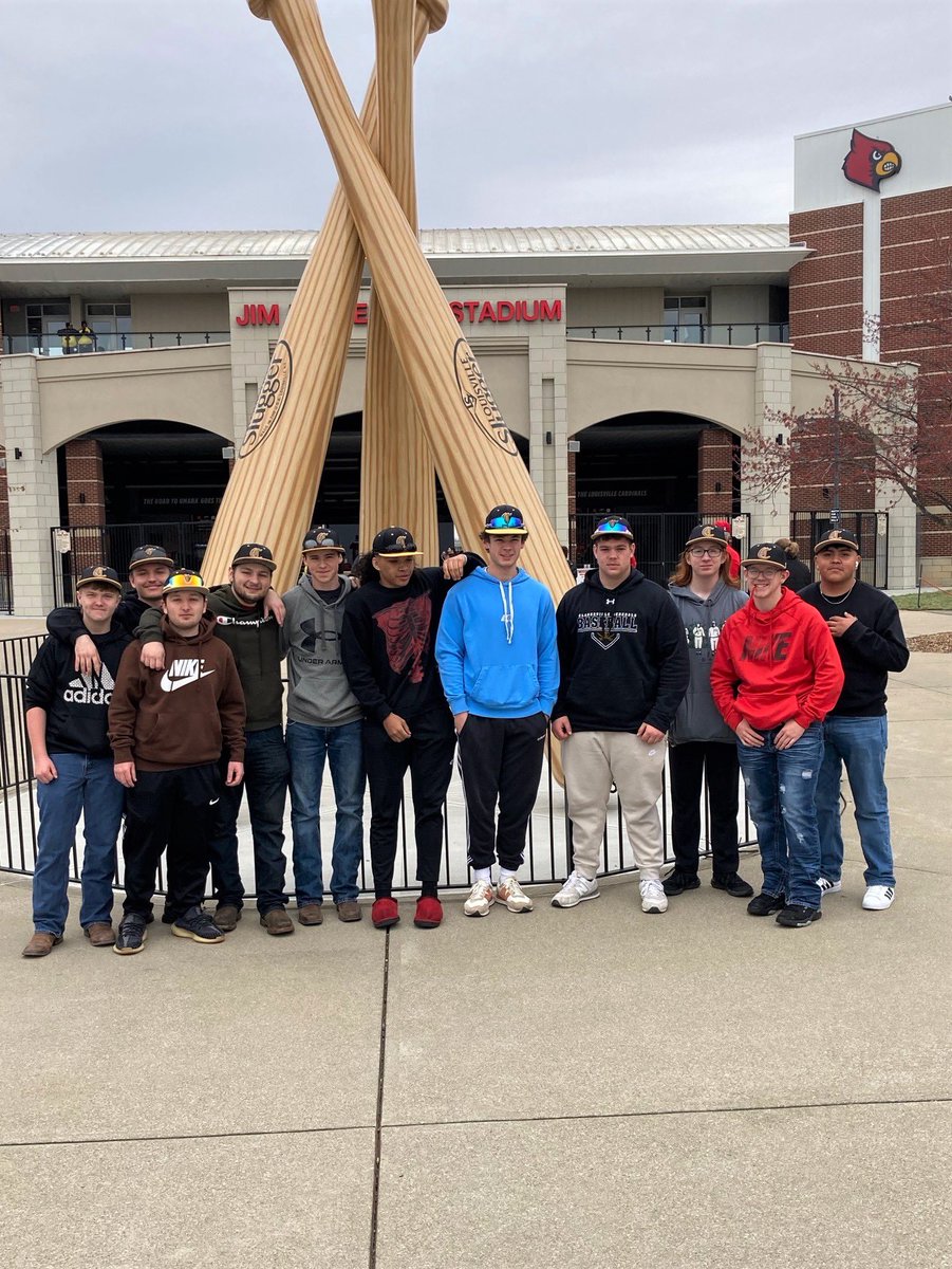 ClarksvilleBase's tweet photo. We took a trip to see @LouisvilleBSB in action https://t.co/8JxSuKtlPX