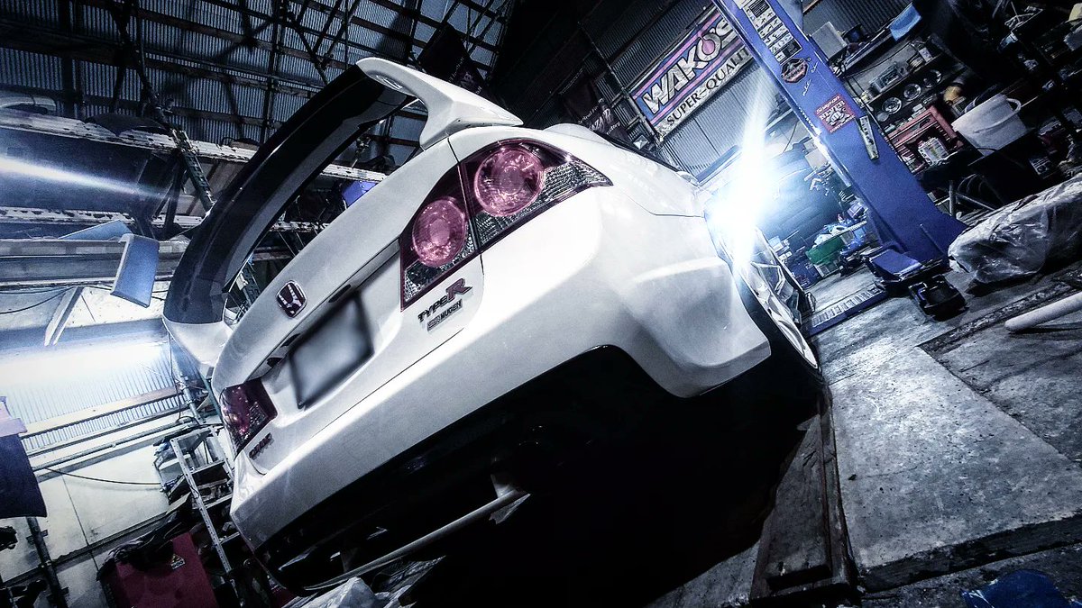ssjry632's tweet photo. 車高調交換、アライメント、足回り作業。

街乗りメイン車両の為、
ほどほどセッティング。

#アライメントサービスアオケン #足回り作業 #車高調交換 #アライメント調整 #シビック #タイプＲ #fd2 https://t.co/bCgAQBlfij