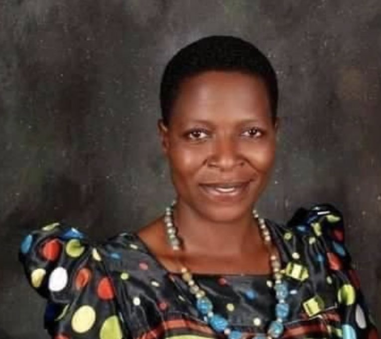 KakwenzaRukira's tweet photo. Those who bleach to confuse debtors and voters like @AnitahAmong should also face life imprisonment since you are concerned with sex freedom, it’s immoral to have black bums and a white face. https://t.co/Vg2kgQYVHJ