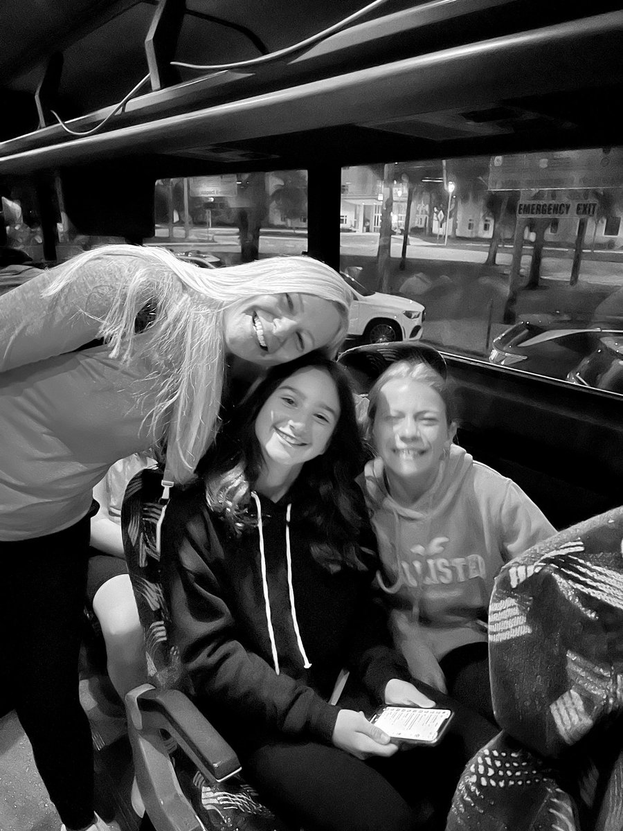 kimhscience's tweet photo. #NB6thgrade  Getting ready for the drive… Day1 TreeUmph!
So excited for this trip!!! https://t.co/V664FoGH9v