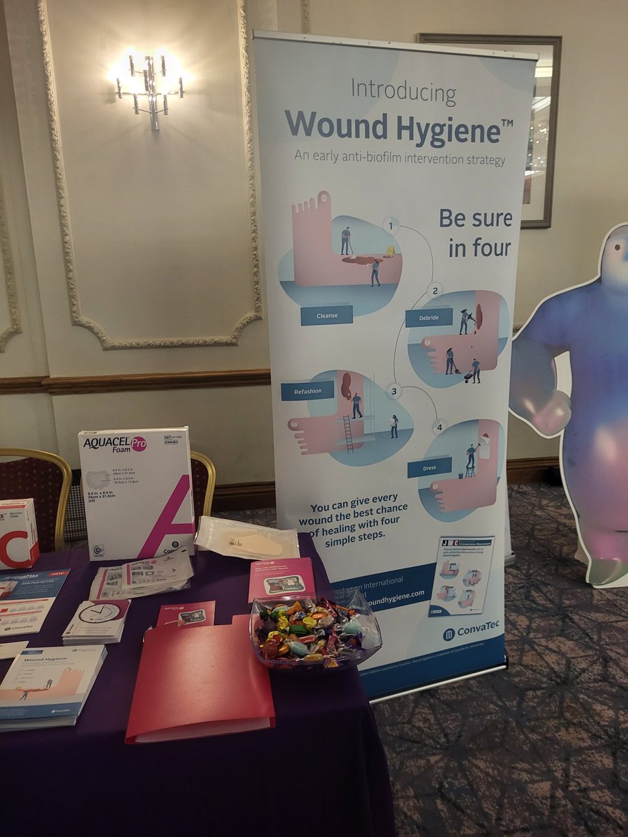 TinaVee5's tweet photo. #gpn #communitynursing #woundcare #jcnbristol https://t.co/YPDeYUYn7v