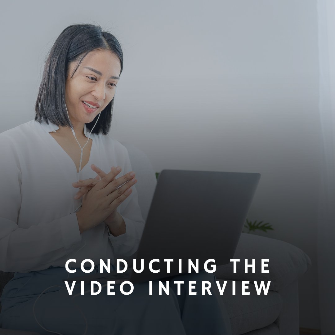 raiser_bar's tweet image. Attention hiring managers! 🚨👀 Up your interviewing game and attract top talent with our complete guide on recording job interviews. 🎥📝 Check it out now! #hiringtips #recruitmentstrategy #interviewtraining