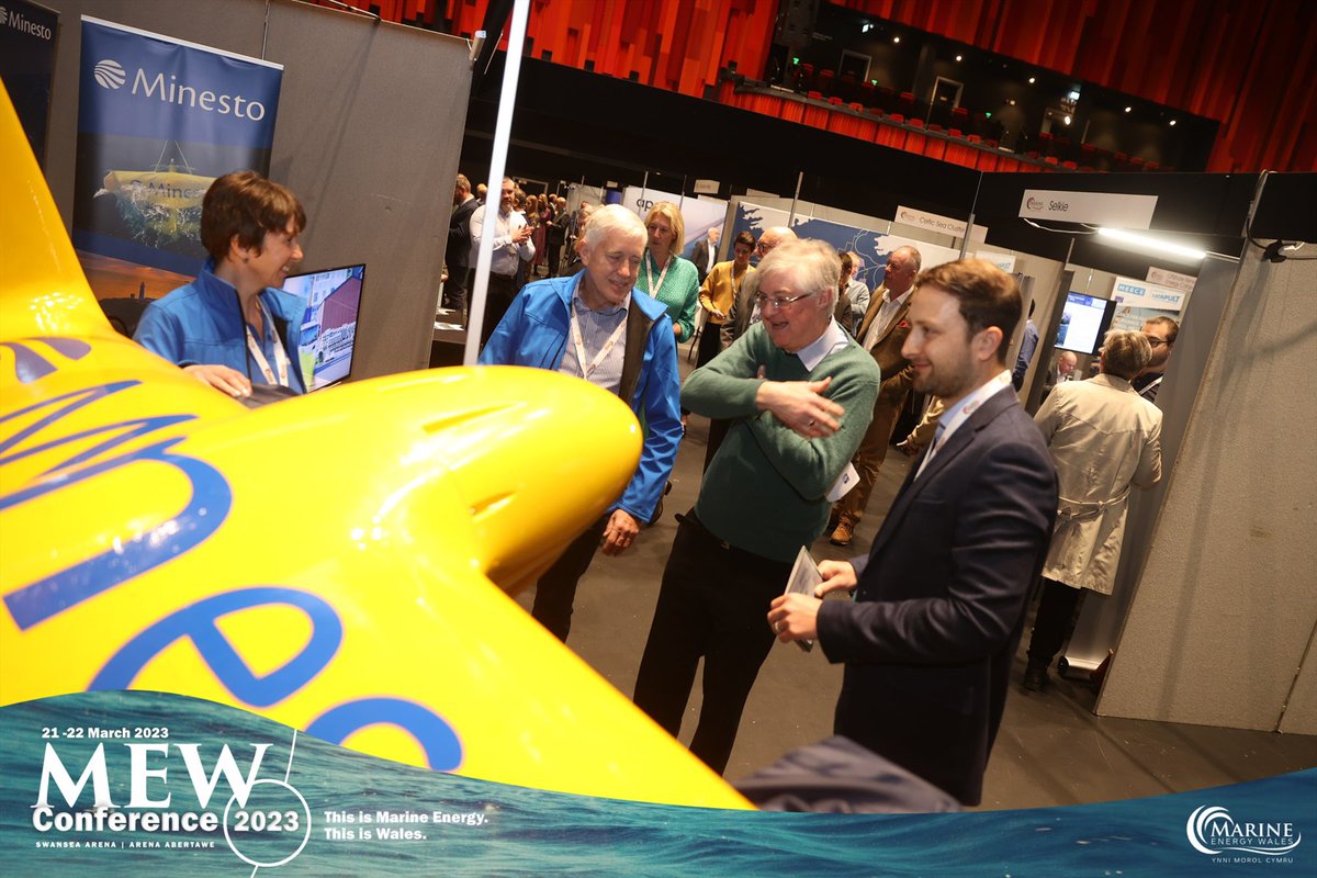 Really pleased to showcase Minesto to the First Minister Mark Drakeford #MEW2023 #tidalenergy