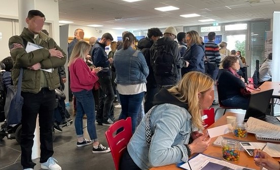 Tarmaq_Merignac's tweet photo. #LaéroRecrute à @merignac : forum emploi #aéro et #spatial ce matin. 22 entreprises, plus de 50 postes à pourvoir avec @pole_emploi
#GifasOfficiel #Dassault_OnAir #Airbus #Armee_de_lair #ArianeGroup #Thales #Stelia #Safran #SabenaTechnics #Roxel https://t.co/hqBEvg7pB4
