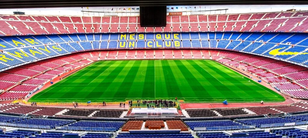 MsLisaWilliams's tweet photo. FC Barcelona’s Reveals Stadium’s Animal Inhabitants https://t.co/fbPen5hL8D https://t.co/AB3aN43x97