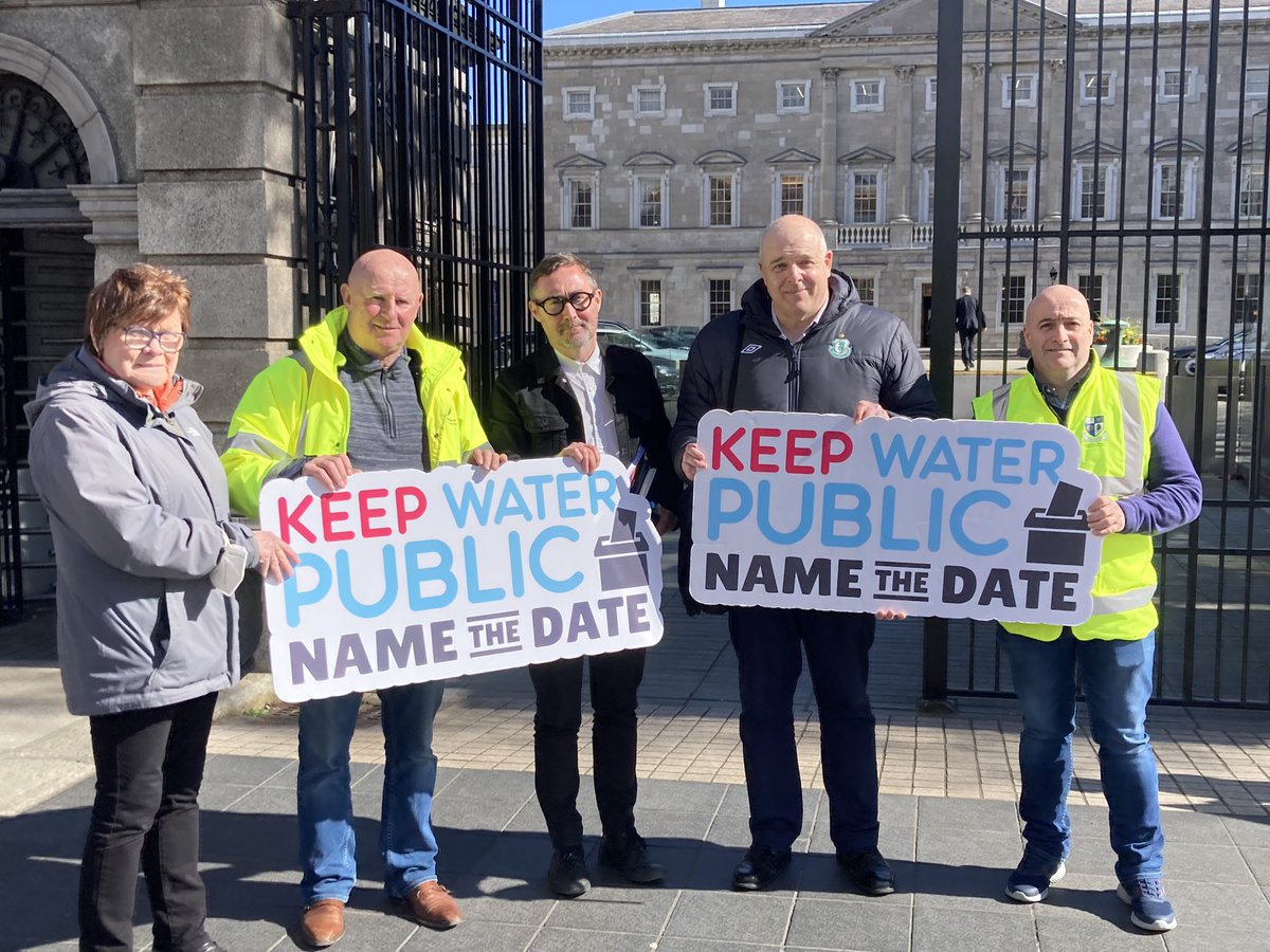 Thank you @EOBroin and @JoanCollinsTD for your support today!

Water is a human right that should be delivered for the public good, not private profit. 

Government need to #NameTheDate for the water referendum