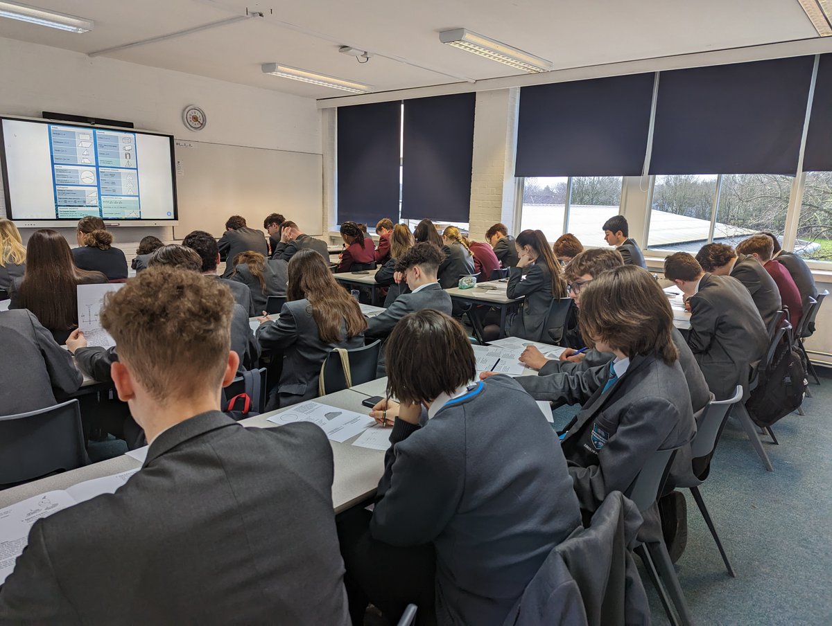 JhsMaths's tweet photo. Some of our Year 10s completing the University of Southampton Maths Challenge in lesson. https://t.co/oy0AO5xGz4