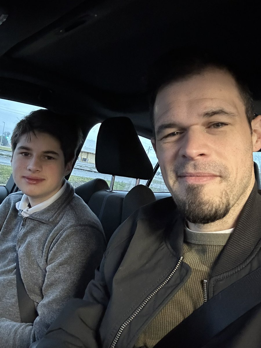 thetrilogycoach's tweet photo. So we got a moment to connect…

It wasn’t for the best reason but you have to make lemonade when you daughter gives you…

…gets morning detention‼️

Don’t ask which daughter, I’ll never tell you🤣 https://t.co/9JvJQEGWsu