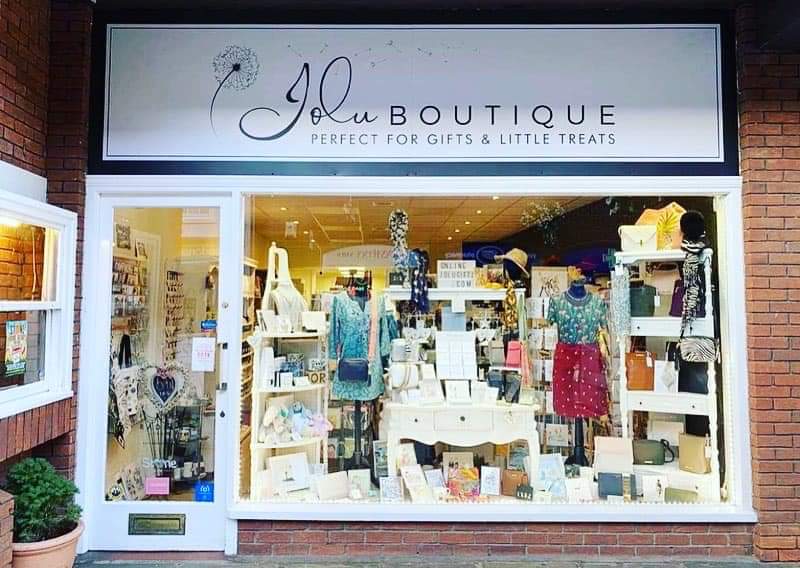 A little throwback from one of our favourite rebrands 😍❤️ @joluboutique ---------- #pandadifference #pandapress #pandaprint #pandaprinting #pandapressstone #jolu #rebrands