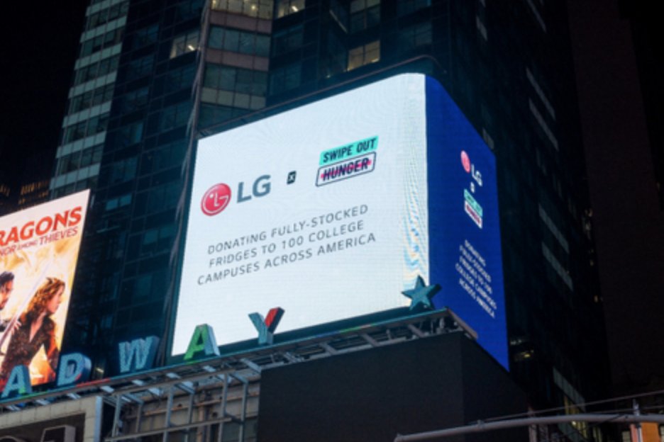 JARNmagazine's tweet photo. To help provide healthy meals to more than 500,000 #college #students struggling with #foodinsecurity, #LG USA has joined forces with #SwipeOutHunger, the leading #nonprofit addressing #student #hunger in the country.
@LGUS @LGHVACUSA
#support
https://t.co/kID2cQBeAh https://t.co/zd0Td9eCnJ