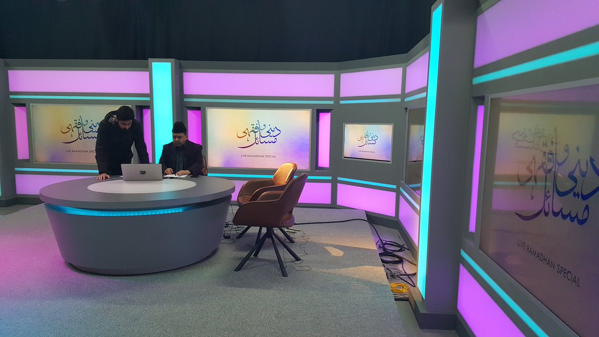 DFM_MTA's tweet photo. Today's episode of Deeni-o-Fiqhi Masail show (#Ramadan Special) will be live at 15:00 GMT.

Watch it on YouTube:
https://t.co/Y7Ds3owFB3…

Watch it live at:
https://t.co/hLah6MBp8H https://t.co/uGitTf8mHK