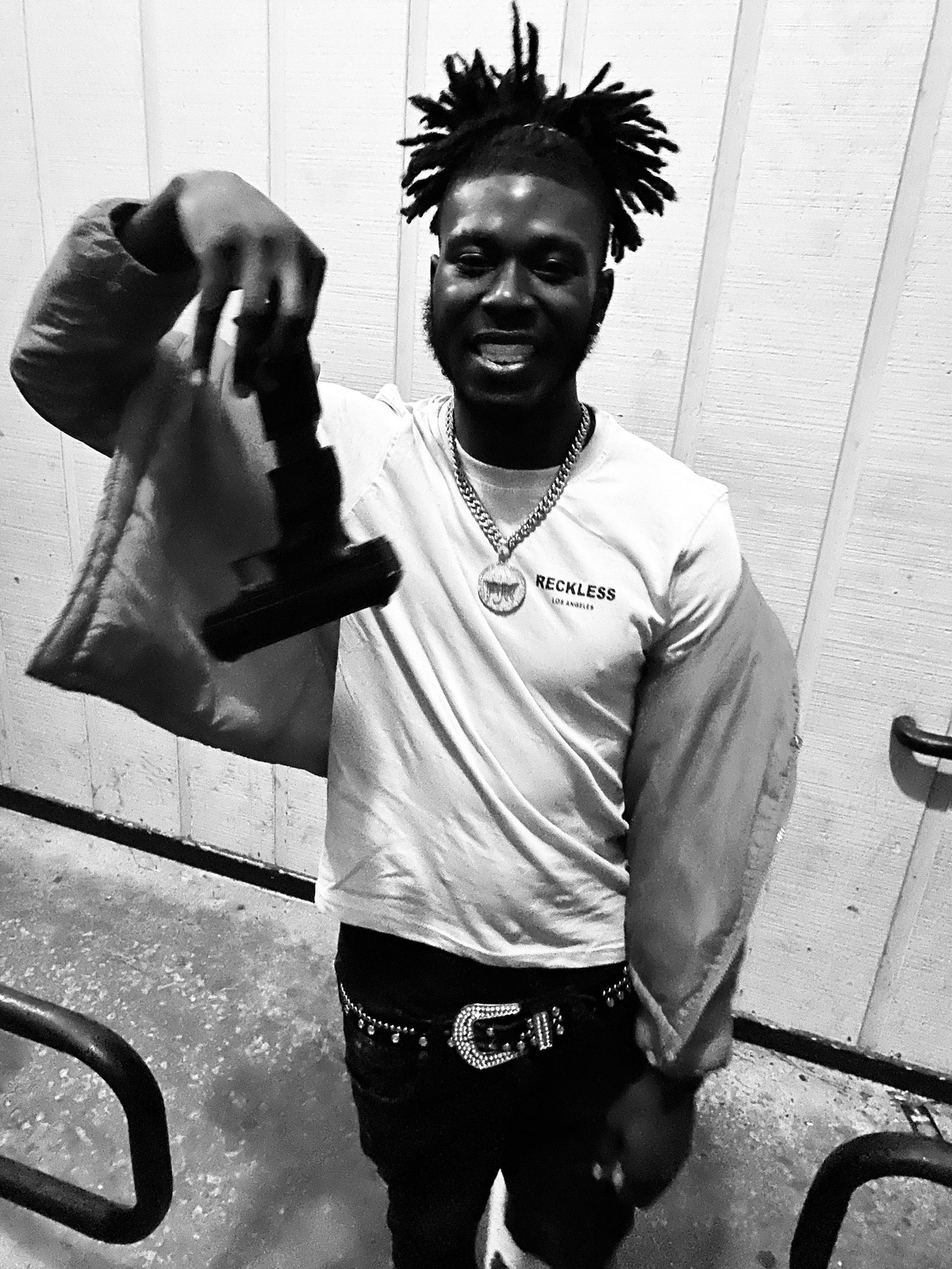 3 pic. Washed my skin off with bleach kause blood on it🫣 #dub#global#blackmen#glo#biggest#wow https://t.co/cRWY8ajybU