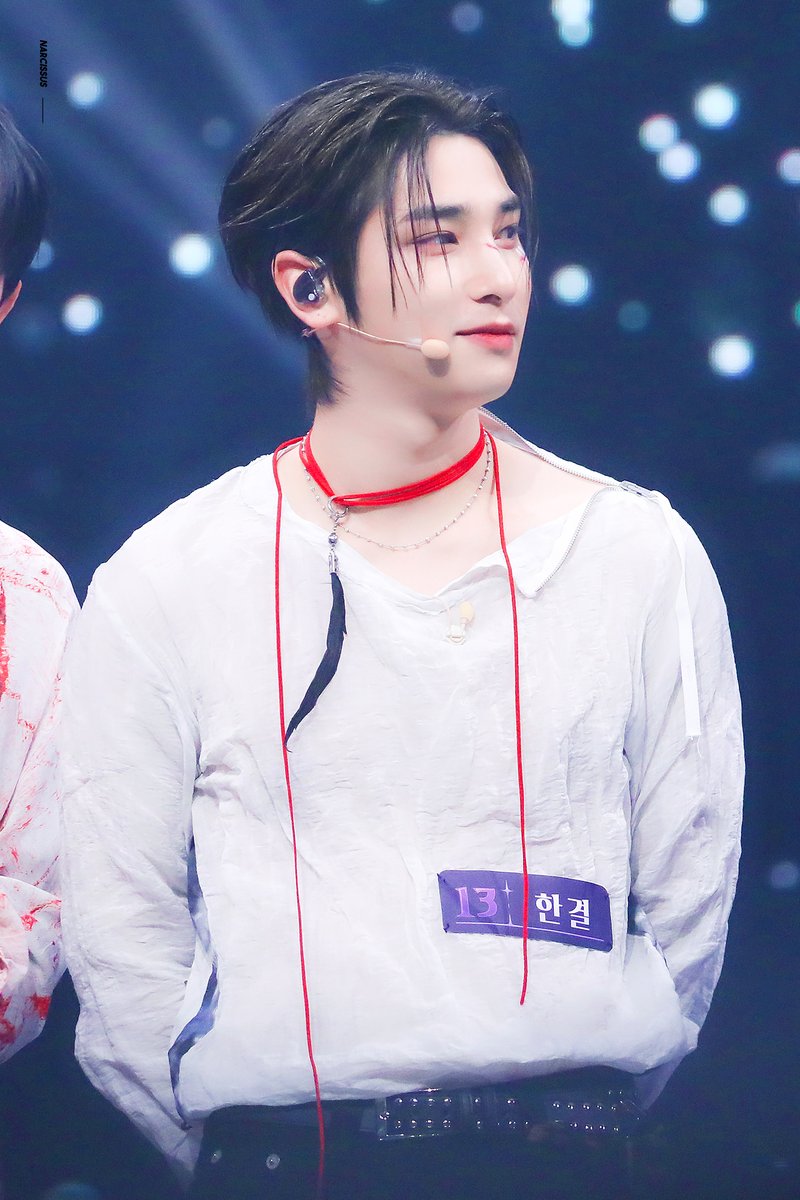 230317 #한결
13시의 늑대소년 🐺